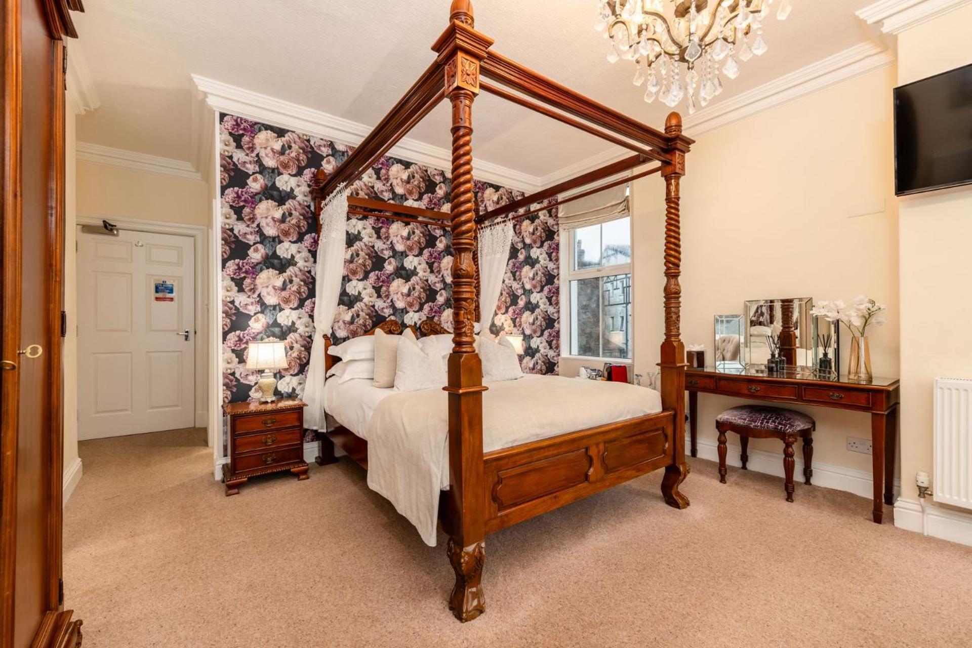 Wheatlands Lodge-Windermere - Guest House Of The Year 2024 - Adult Only - Free Car Park Εξωτερικό φωτογραφία