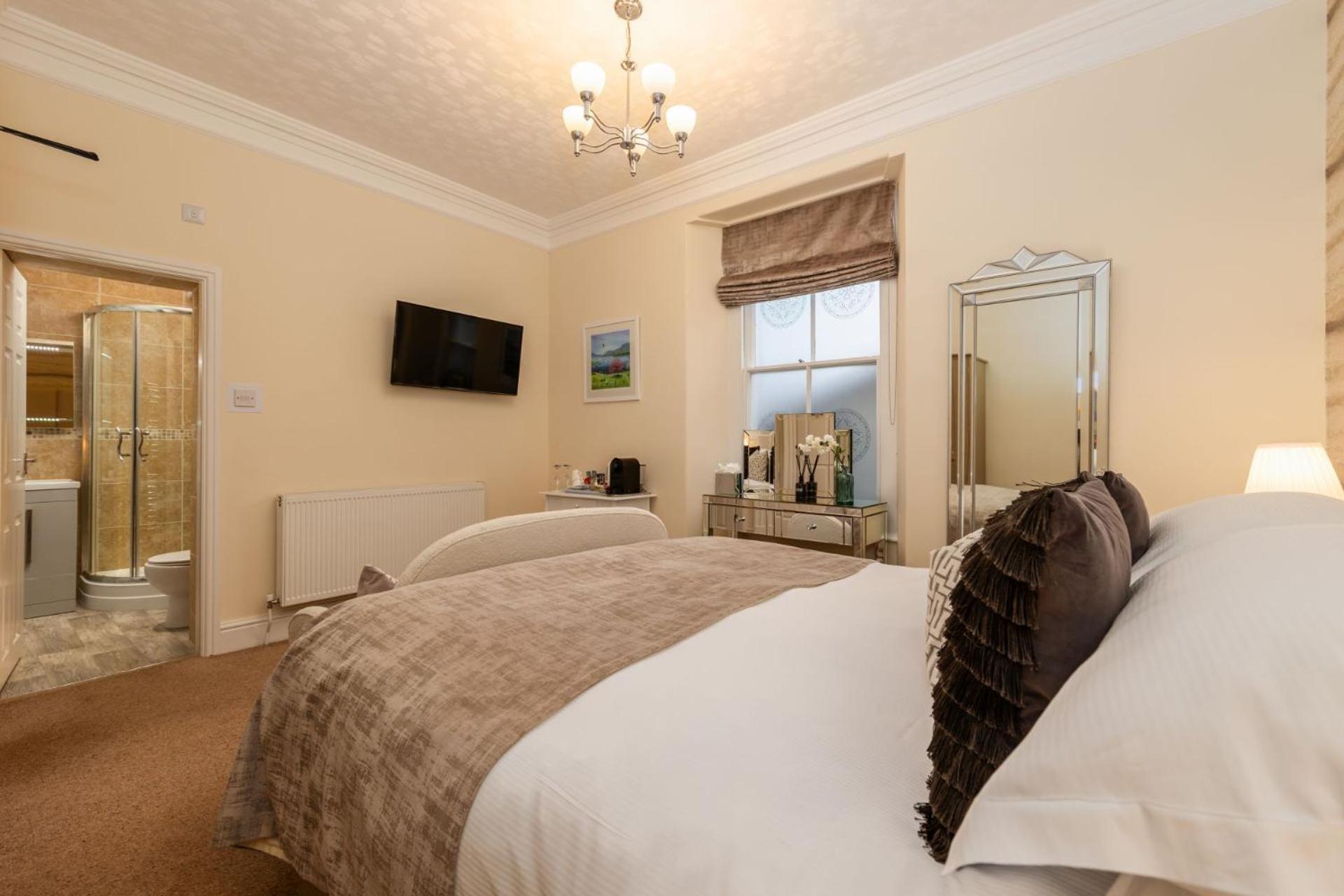 Wheatlands Lodge-Windermere - Guest House Of The Year 2024 - Adult Only - Free Car Park Εξωτερικό φωτογραφία